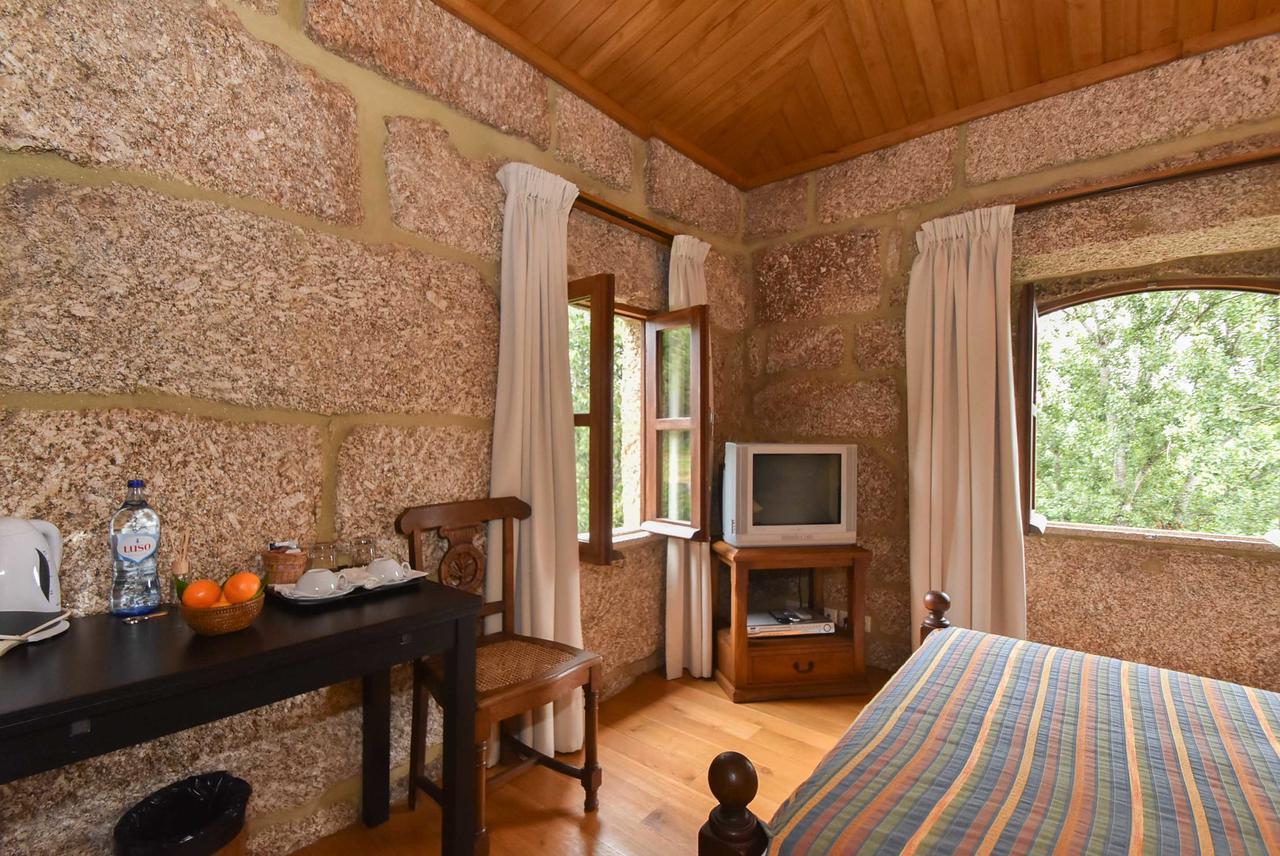 Quinta De Abol De Baixo Hotel Entre-os-Rios Eksteriør billede